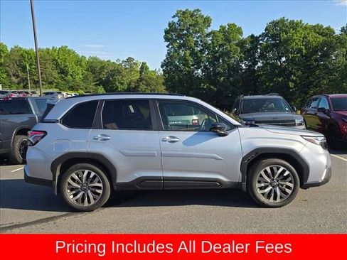 Used 2025 Subaru Forester Touring w/ Popular Package - Touring AWD/4WD image 2