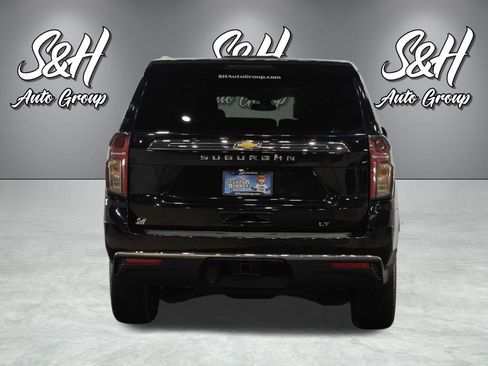 Used 2022 Chevrolet Suburban LT w/ Luxury Package AWD/4WD image 21
