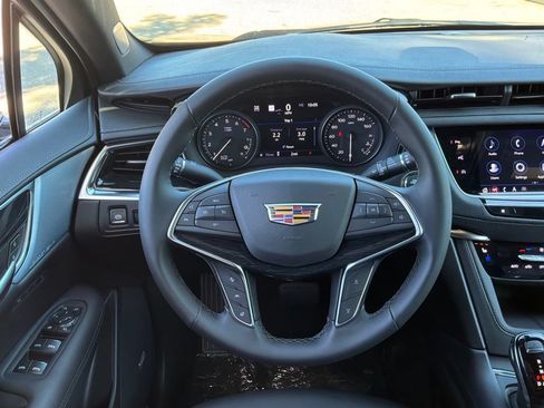 New 2026 Cadillac XT5 Premium Luxury w/ LPO, ONYX Package AWD/4WD image 18
