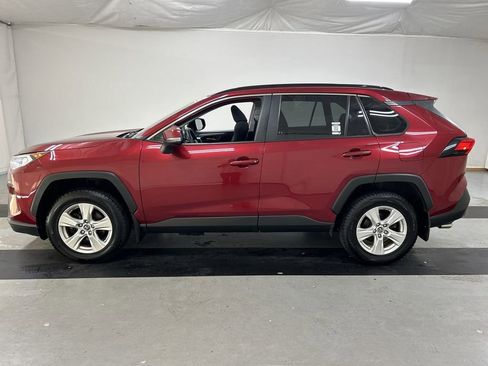 Used 2019 Toyota RAV4 XLE w/ Convenience Package AWD/4WD image 6