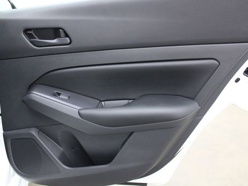 Used 2025 Nissan Altima 2.5 S FWD image 20