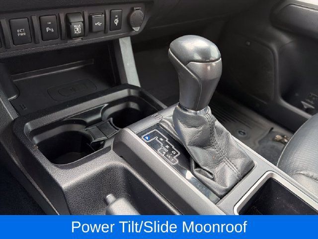 Used 2021 Toyota Tacoma TRD Off-Road w/ TRD Premium Off Road Package AWD/4WD image 24