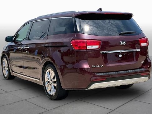 Used 2016 Kia Sedona SX Limited FWD image 12