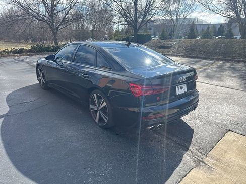 Used 2022 Audi S6 Premium Plus w/ S Sport Package image 7