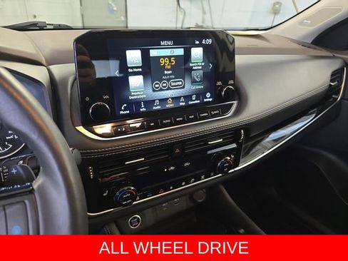 Used 2022 Nissan Rogue SL w/ SL Premium Package image 21