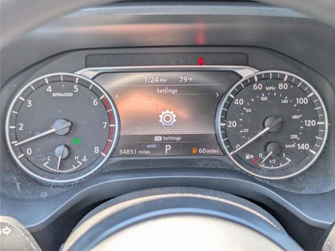 Used 2024 Nissan Rogue S AWD/4WD image 27