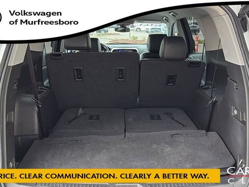 Used 2023 GMC Acadia SLT image 14