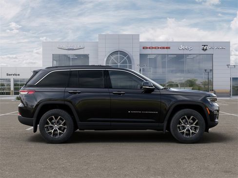 New 2025 Jeep Grand Cherokee Limited w/ MOPAR Finishing Package image 21