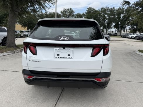 Used 2022 Hyundai Tucson SE FWD image 5
