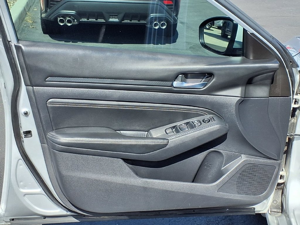 Used 2020 Nissan Altima 2.5 S FWD image 24