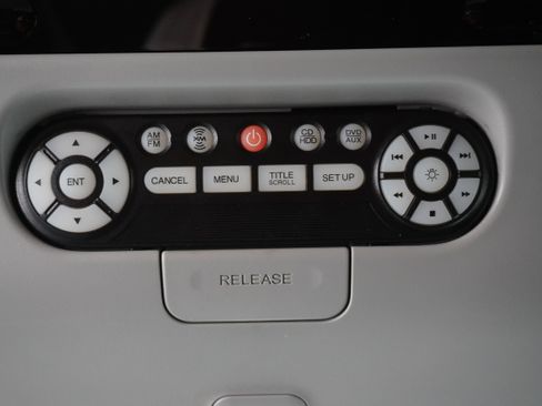 Used 2015 Honda Pilot Touring image 16