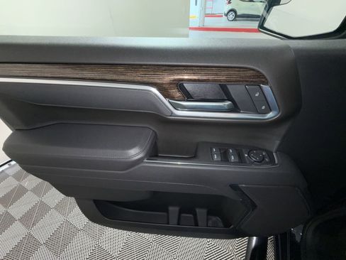 Used 2025 GMC Sierra 1500 Elevation AWD/4WD image 15
