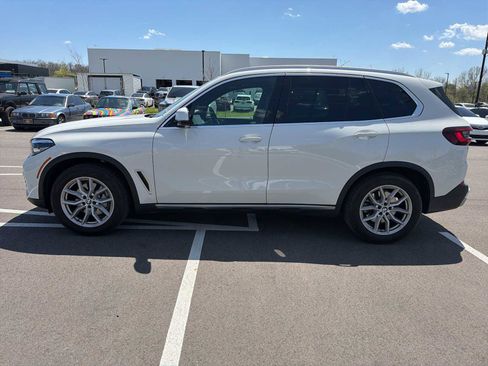 Used 2022 BMW X5 sDrive40i w/ Parking Assistance Package RWD image 3