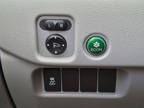 Used 2017 Honda Pilot EX-L image 9