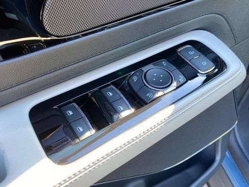 New 2026 Lincoln Aviator Reserve image 13