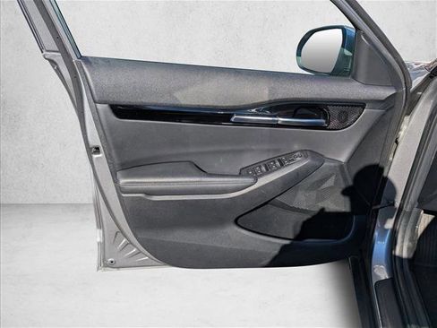 Used 2025 Kia Seltos EX w/ EX Sunroof Package image 23