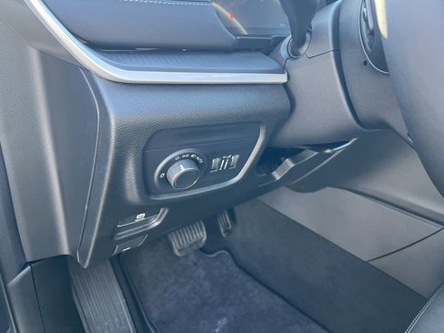 New 2025 Jeep Grand Cherokee L Altitude image 20