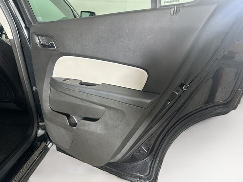 Used 2015 Chevrolet Equinox LTZ FWD image 29