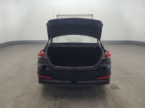 Used 2018 Hyundai Elantra SEL FWD image 29