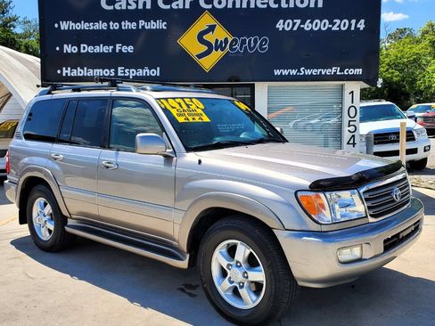 Used 2004 Toyota Land Cruiser AWD/4WD image 1