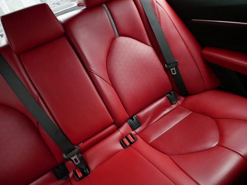 Used 2019 Toyota Camry XSE w/ Driver Assist Package FWD image 14