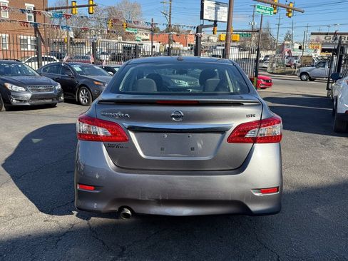 Used 2015 Nissan Sentra SR w/ Navigation Package FWD image 4