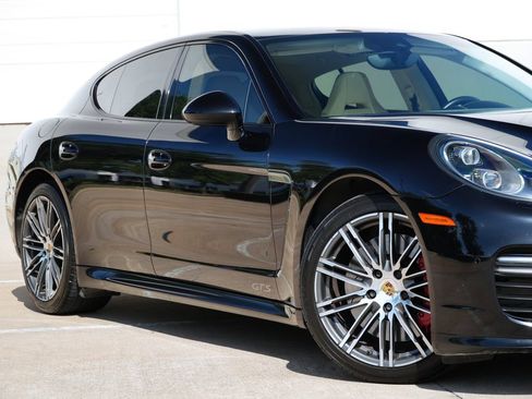 Used 2015 Porsche Panamera GTS w/ Premium Package Plus AWD/4WD image 20