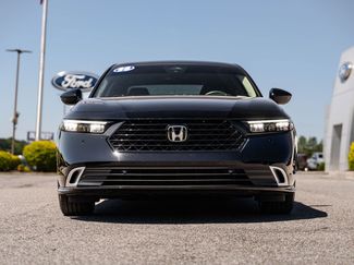 Used 2025 Honda Accord Touring video 2