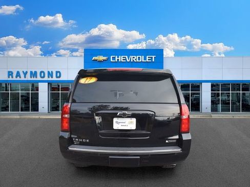 Used 2017 Chevrolet Tahoe Premier AWD/4WD image 4