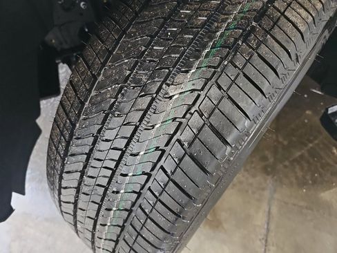 New 2026 Cadillac Escalade Sport w/ LPO, Floor Liner Package image 34