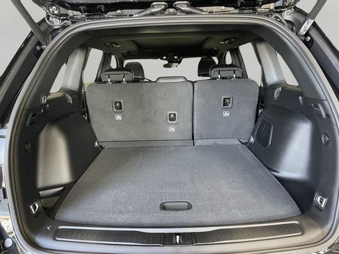 New 2026 Jeep Grand Cherokee Limited Reserve image 11