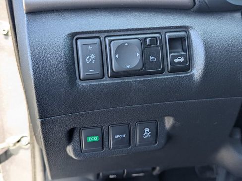 Used 2015 Nissan Sentra S FWD image 21