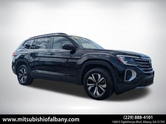 Used 2025 Volkswagen Atlas SE FWD video 1