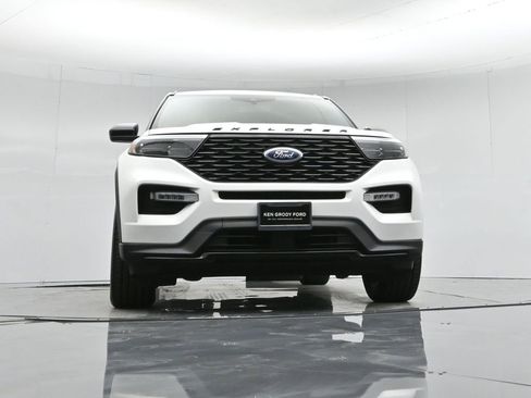 Certified 2023 Ford Explorer ST-Line w/ Class IV Trailer Tow Package image 41