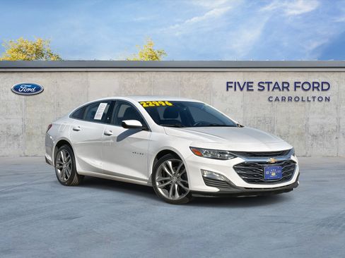 Used 2024 Chevrolet Malibu LT FWD image 1