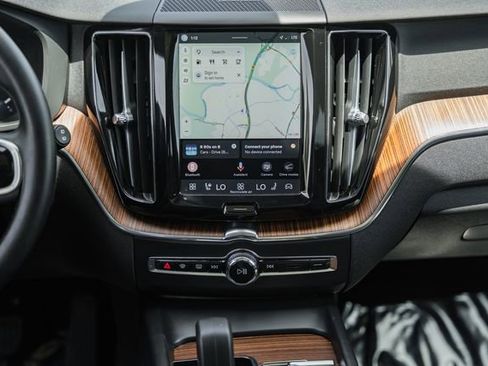 New 2026 Volvo XC60 B5 Plus w/ Protection Package Premier AWD/4WD image 22