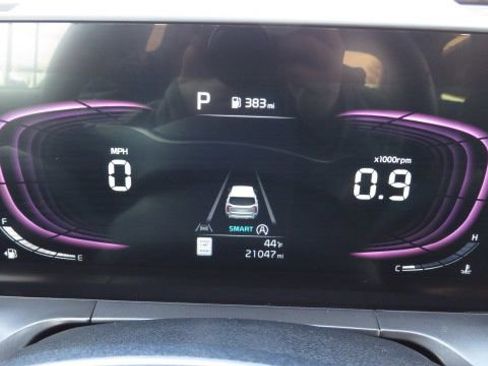 Used 2024 Kia Telluride S w/ S Sunroof Package image 30