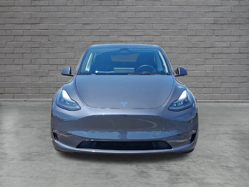 Used 2022 Tesla Model Y Performance AWD/4WD image 3