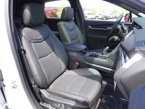 New 2025 Cadillac XT5 Premium Luxury w/ Technology Package image 12