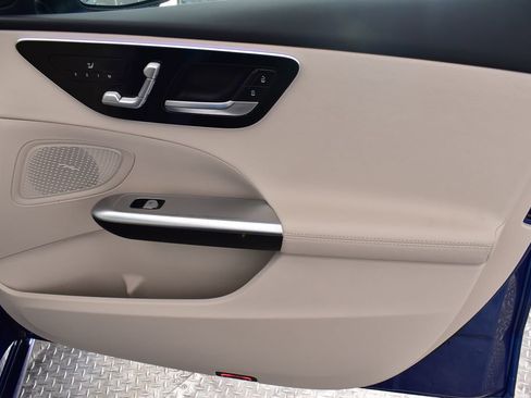 Certified 2025 Mercedes-Benz C 300 4MATIC Sedan image 36