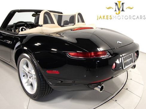 Used 2000 BMW Z8 RWD image 8