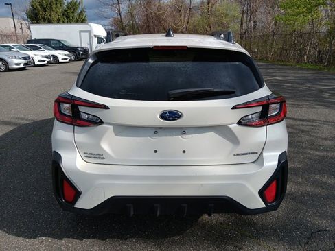 Used 2025 Subaru Crosstrek 2.0i Premium image 5