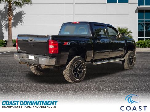 Used 2011 Chevrolet Silverado 1500 LT w/ All-Star Edition AWD/4WD image 6