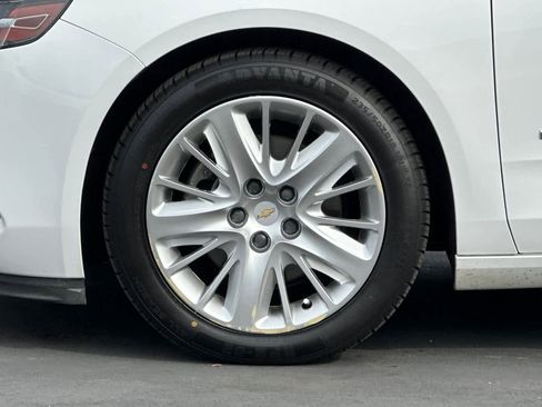 Used 2015 Chevrolet Impala LS image 28