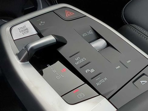 Used 2026 BMW X1 xDrive28i w/ Technology Package image 35