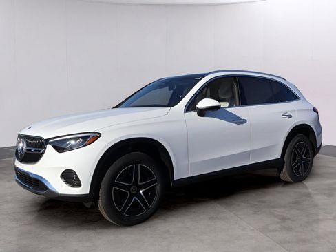 New 2026 Mercedes-Benz GLC 300 4MATIC image 3