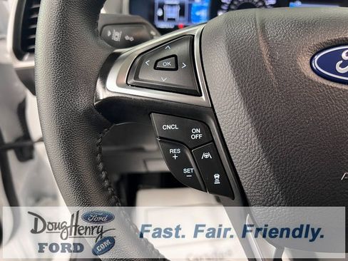 Used 2024 Ford Edge SEL image 44