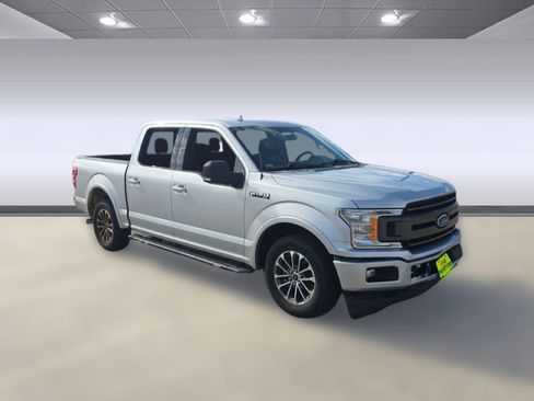 Used 2018 Ford F150 XLT w/ Equipment Group 302A Luxury image 7