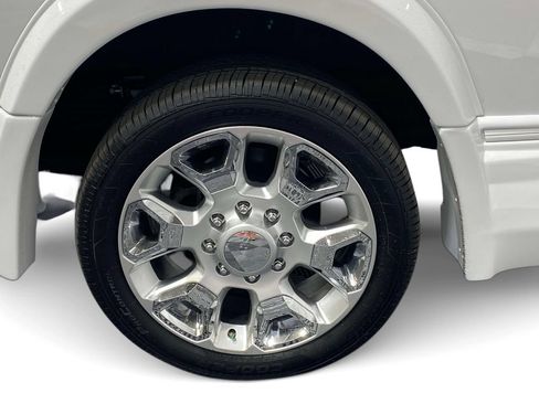 Used 2024 GMC Savana 2500 w/ Driver Convenience Package RWD image 11