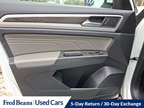 Certified 2022 Volkswagen Atlas SE w/ Panoramic Sunroof Package image 14